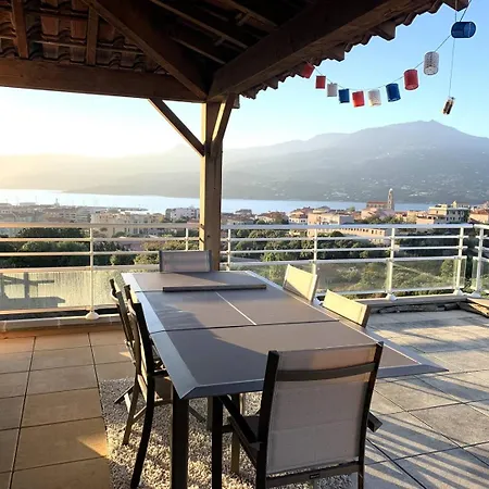 Avec Vue Panoramique Sur Le Golf De Apartament