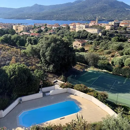 Avec Vue Panoramique Sur Le Golf De 普罗普里亚诺